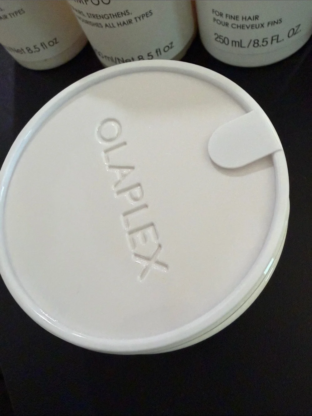 OLAPLEX White Weightless Nourishing Mask for Fine to Medium Hair